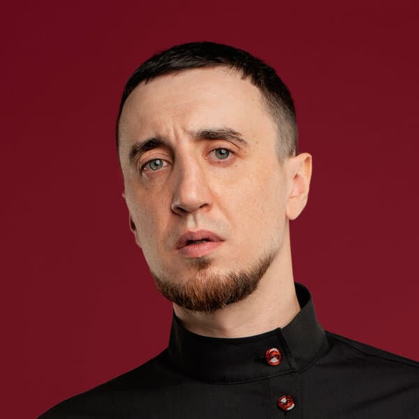 Саша Скул
